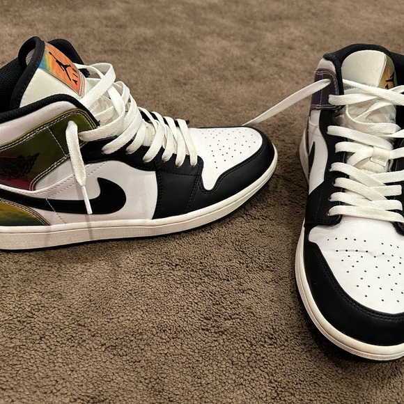 Nike Jordan 1’s size 10.5 US - Picture 6 of 8